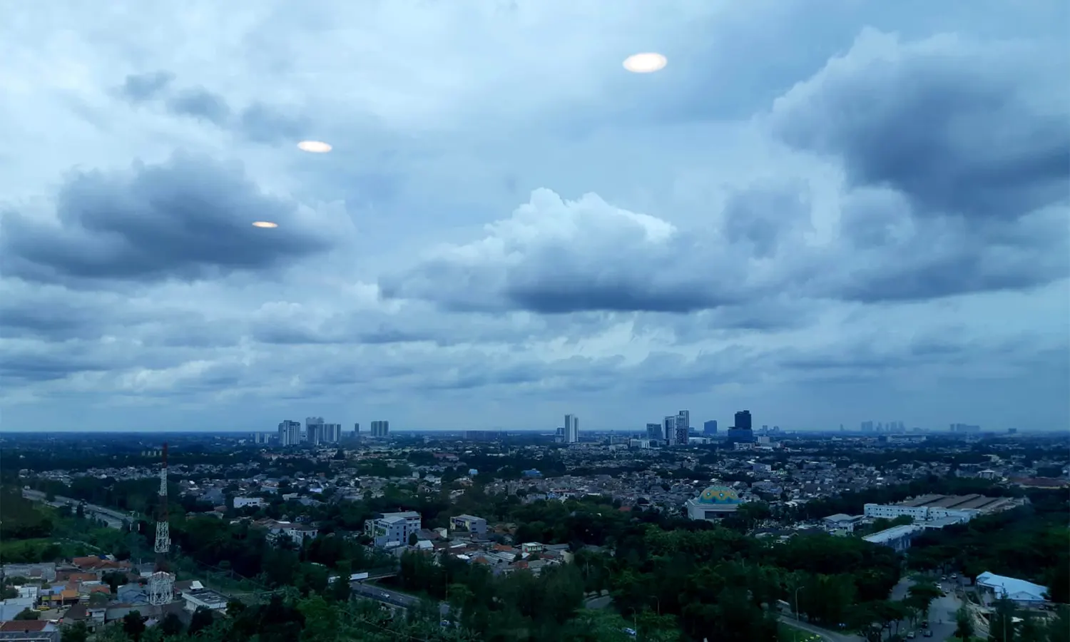 Prakiraan Cuaca 11 Agustus 2023, Langit Jabodetabek Cerah di Siang Hari