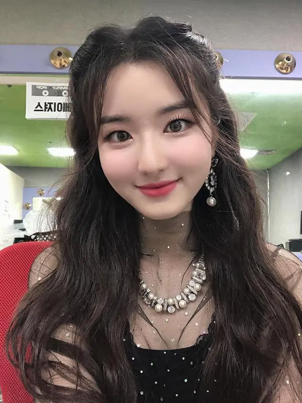 KIM SUZY TUAI SERANGAN DARI NETIZEN