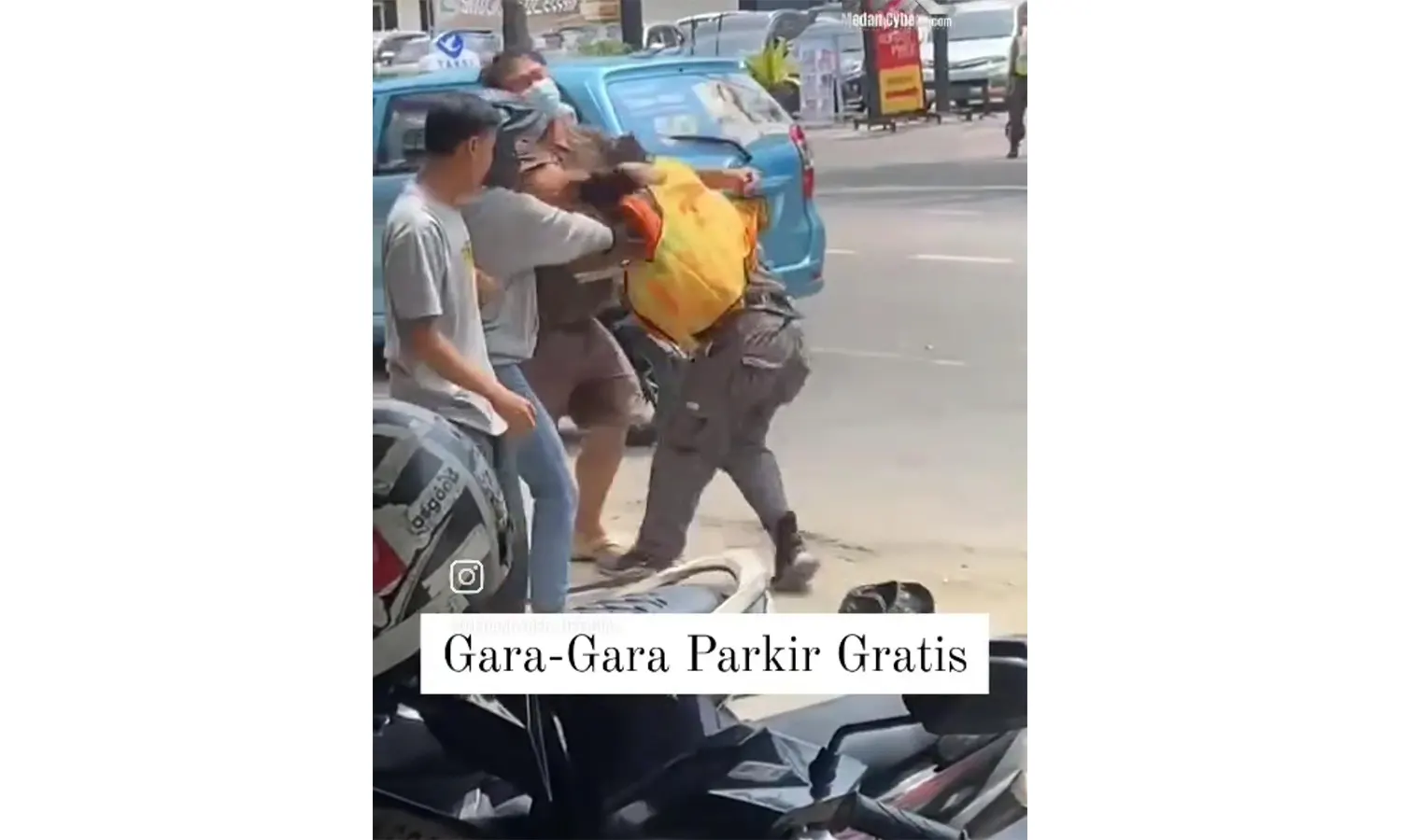 Sengkarut Kebijakan Parkir Gratis Di Medan
