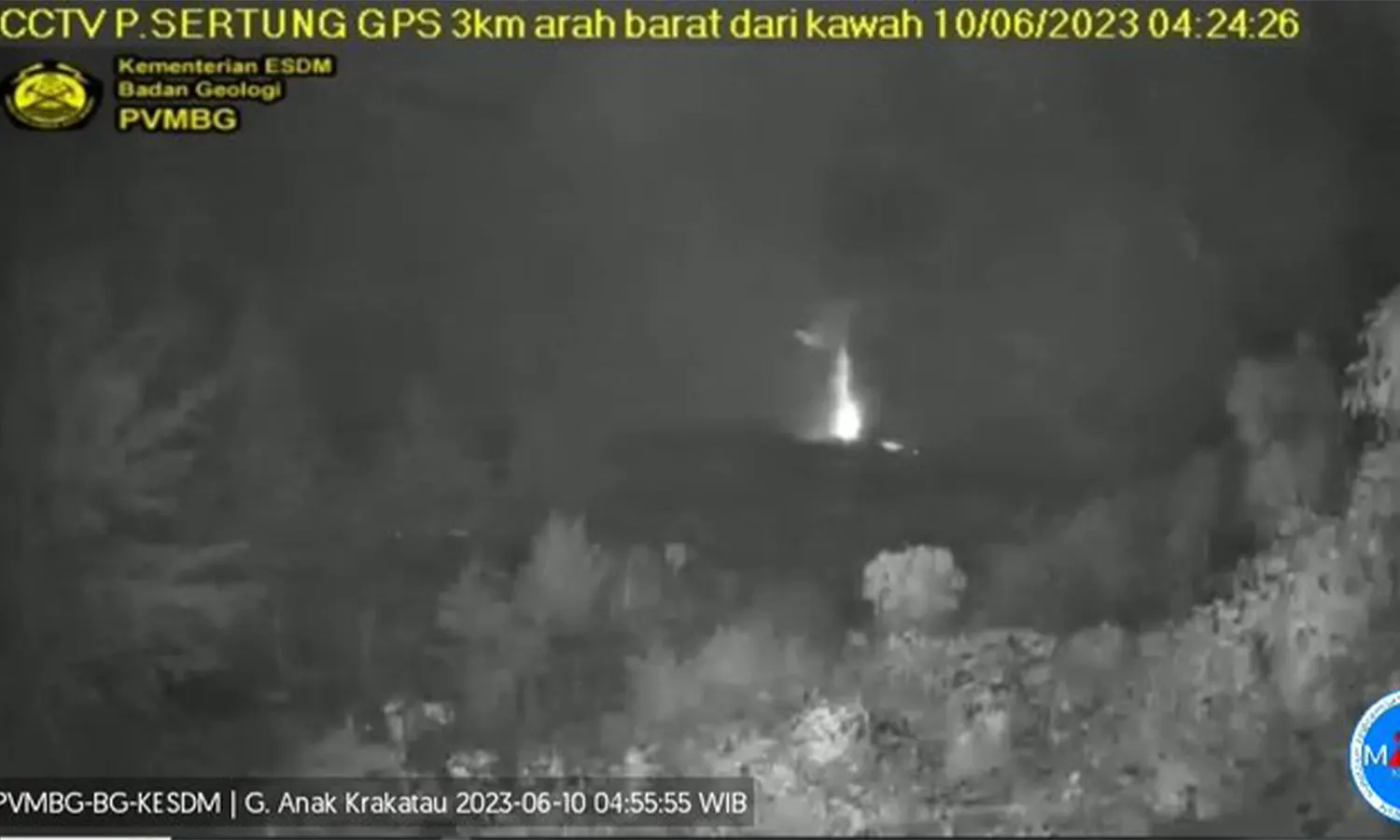 Gunung Anak Krakatau Erupsi Pagi Ini, Tinggi Kolom Abu Capai 2.000 Meter