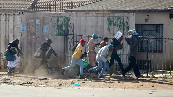 Korban Bertambah, 337 Orang Tewas dalam Kerusuhan di Afrika Selatan