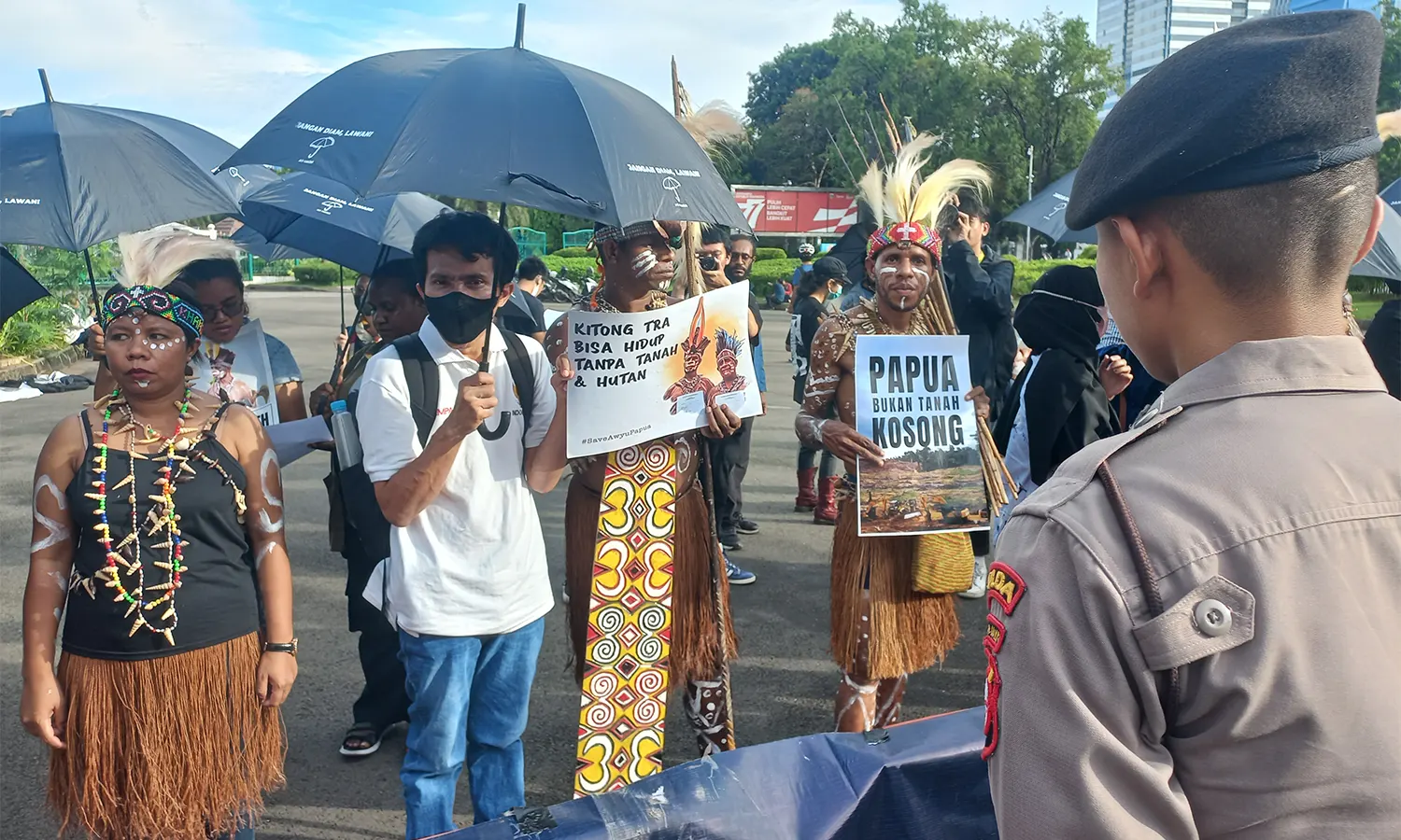 Koalisi Masyarakat Dukung Suku Awyu Papua Rebut Hutan Adat dari Perusahaan Sawit