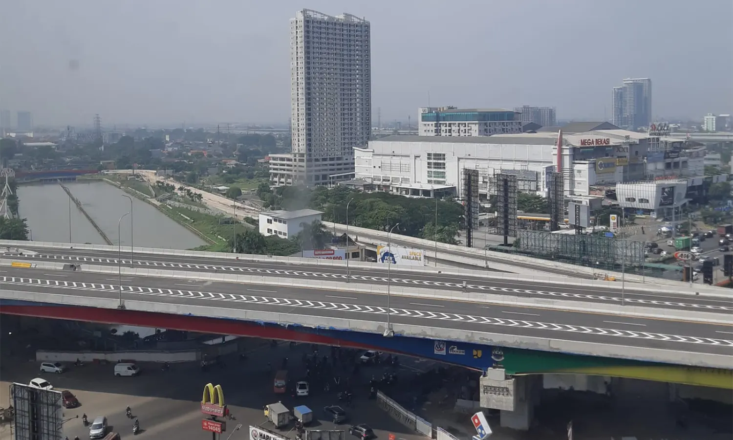 Hindari Aktivitas Outdoor, Kualitas Udara Jakarta Tidak Sehat Siang Ini