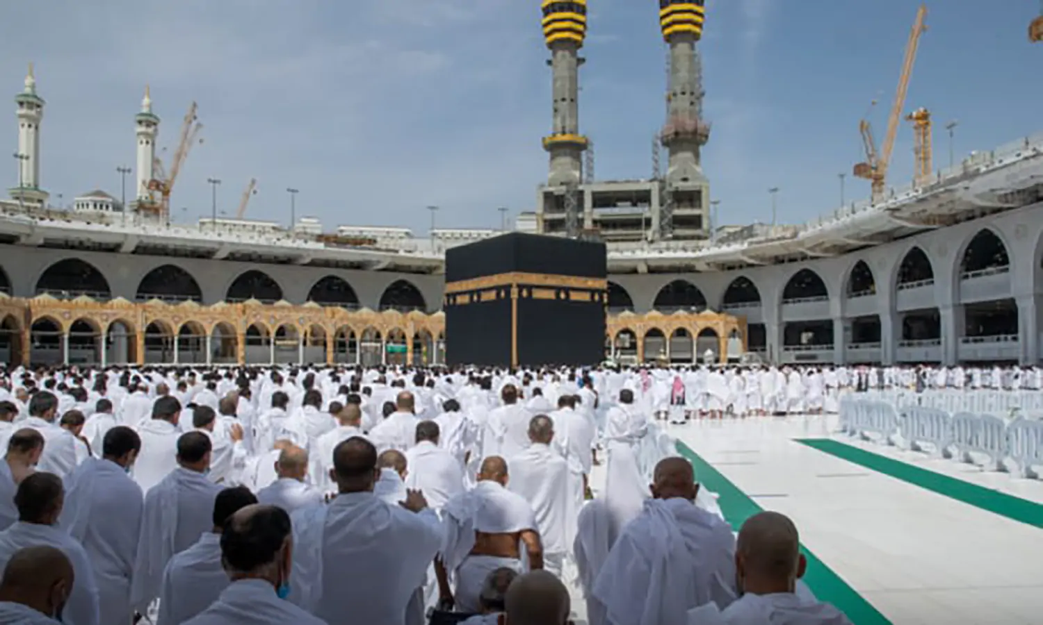 Dua Masjid Suci Arab Saudi Diizinkan Berkapasitas Penuh Selama Ramadhan
