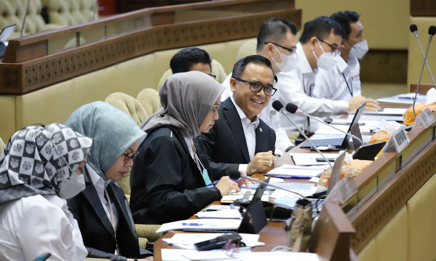 DPR Pastikan Tak Ada PHK Massal Tenaga Honorer 2023