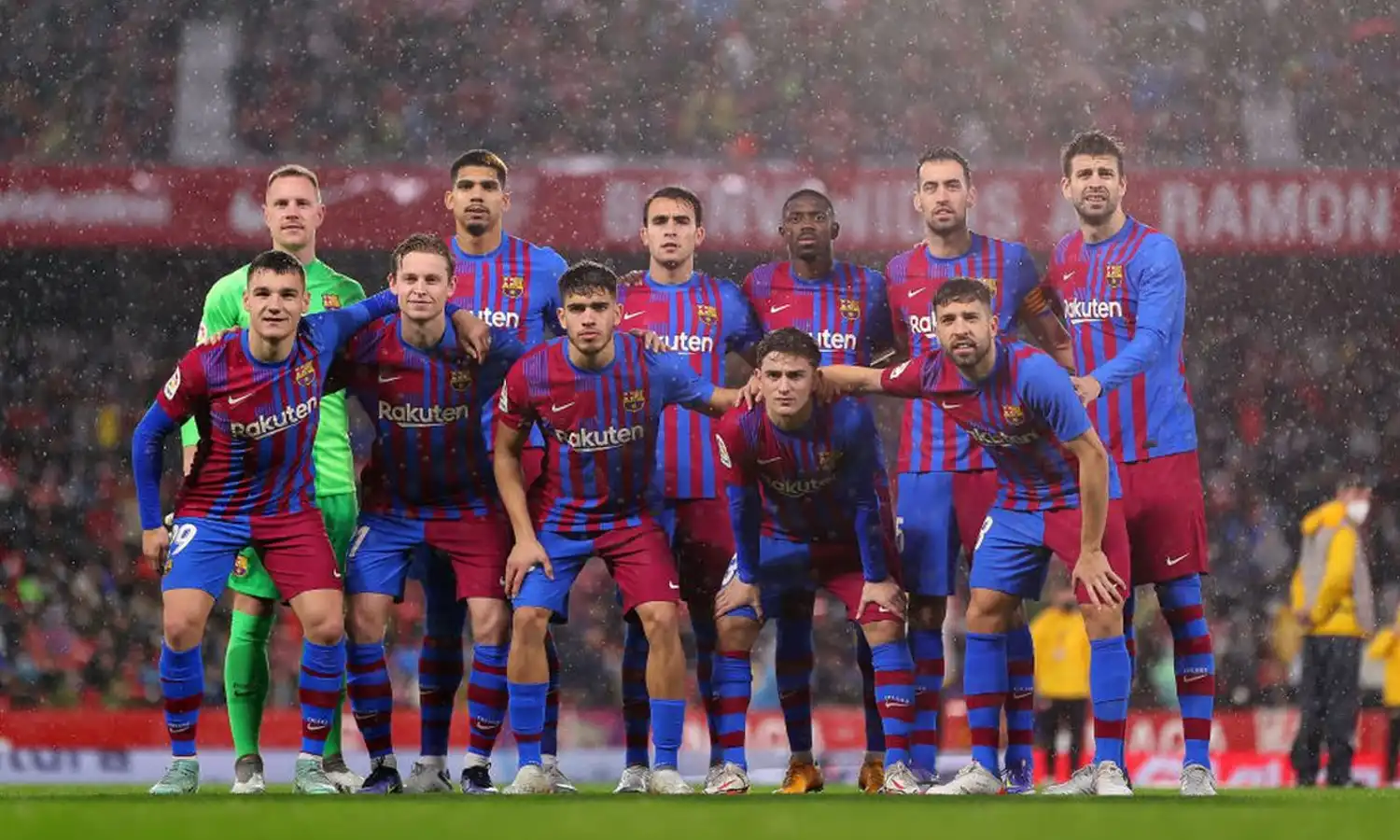 Krisis Keuangan! Barcelona Minta Pemain Potong Gaji Hingga 50 Persen
