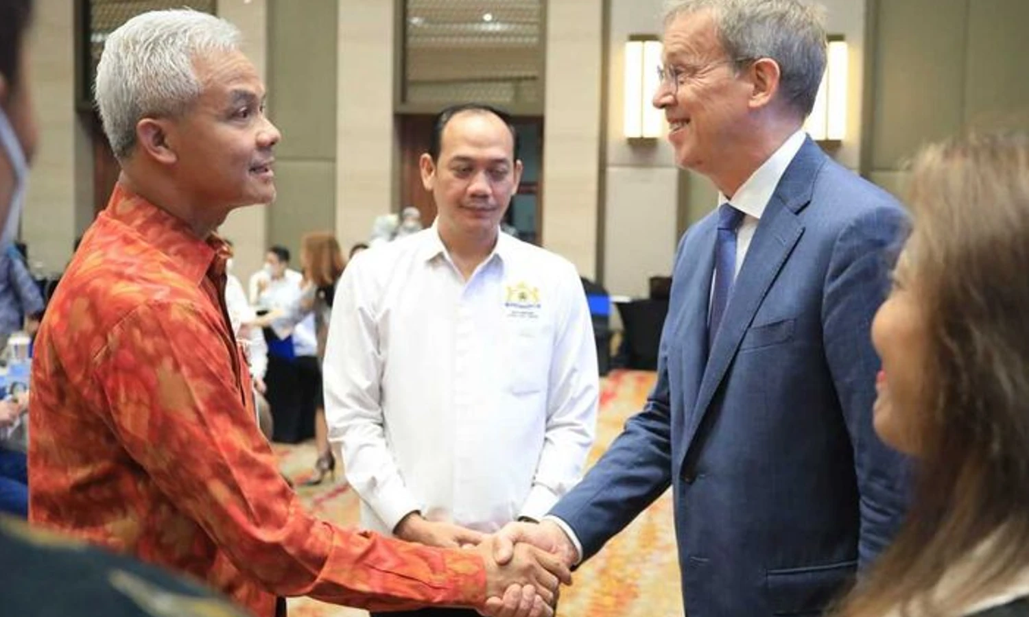 Ganjar Bertemu Dubes Uni Eropa, Tawarkan Investasi di Jateng