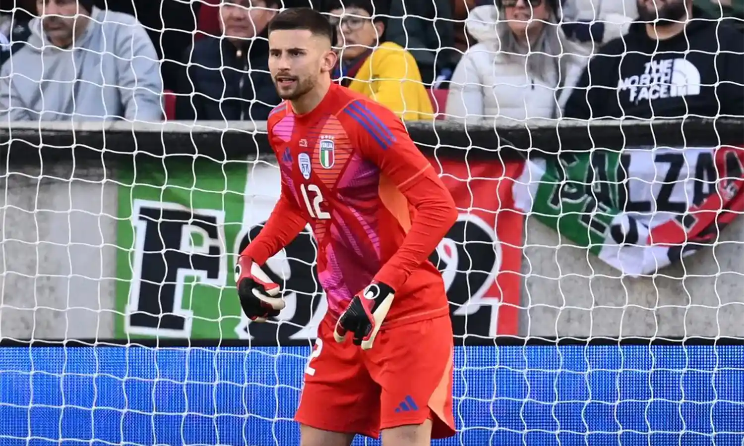 Debut Manis Guglielmo Vicario Bersama Timnas Italia: Clean Sheet dan Menang Meyakinkan!