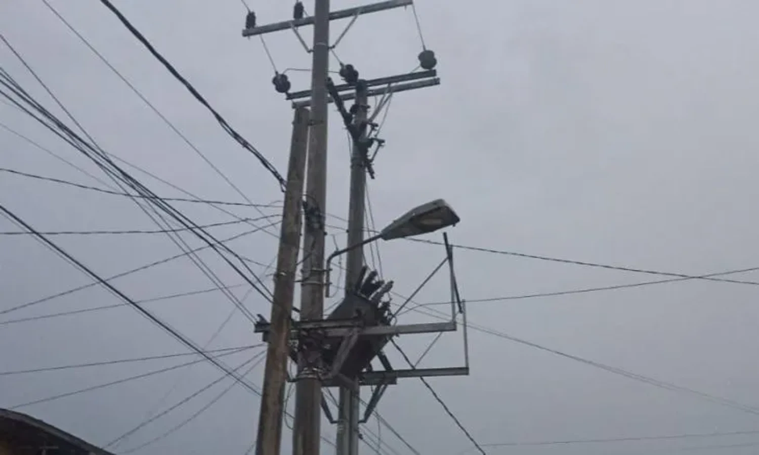Sistem Kelistrikan Pasca Gempa di Taput Padam, PLN Sigap Lakukan Perbaikan