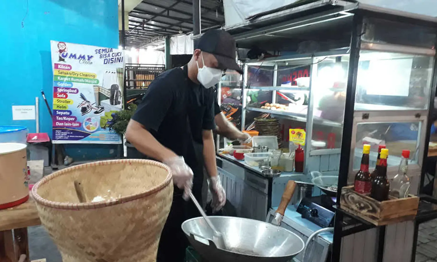 Alih Profesi, Mantan Pegawai KPK jadi Penjual Nasi Goreng