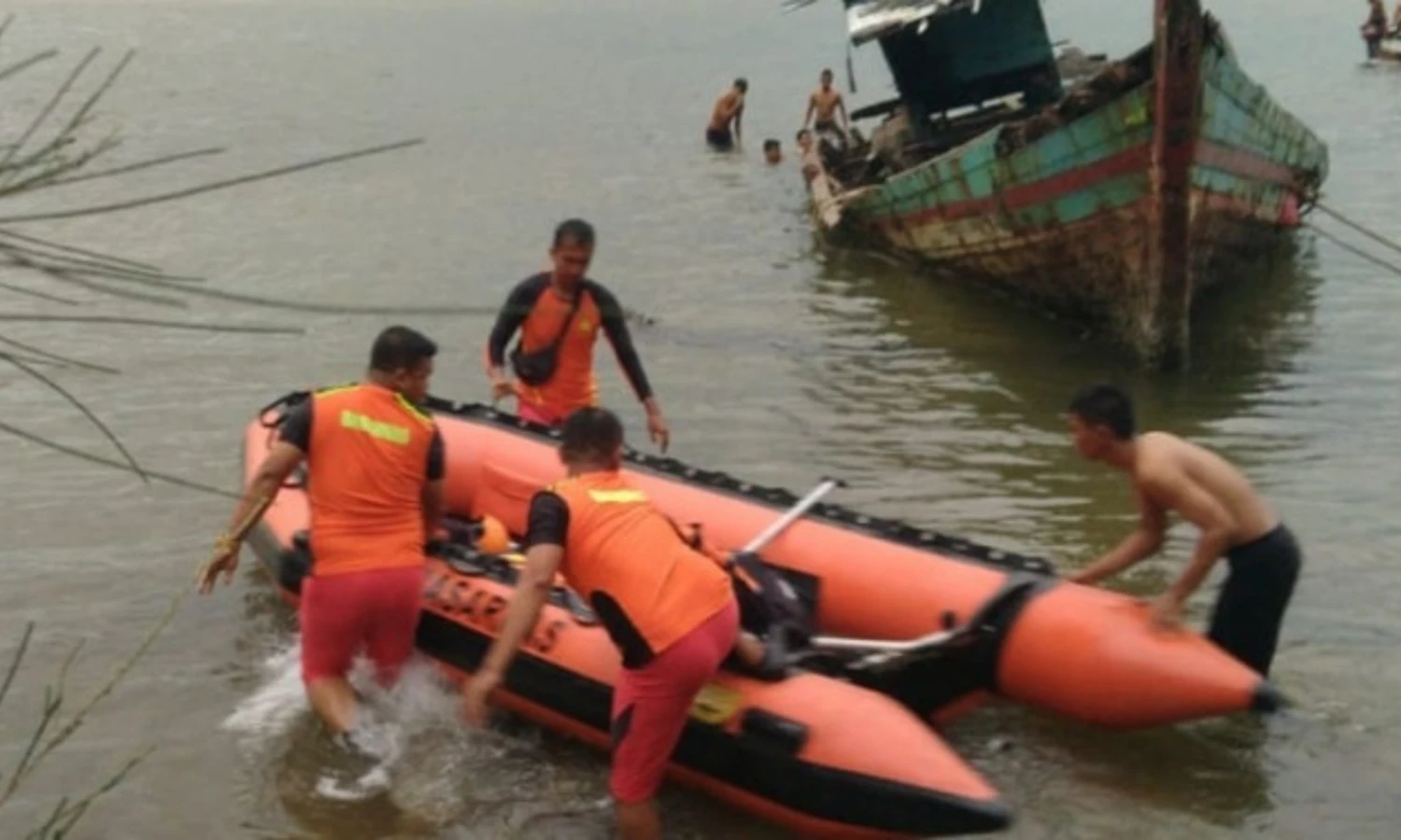 2 Bocah Kakak Adik Tenggelam di Pantai Kalangan, 1 Ditemukan Tewas 