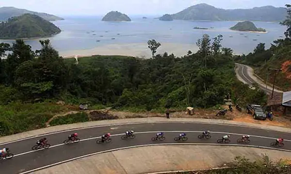 Ajang Balap Sepeda Tour de Singkarak 2021 di Sumatera Barat Dibatalkan