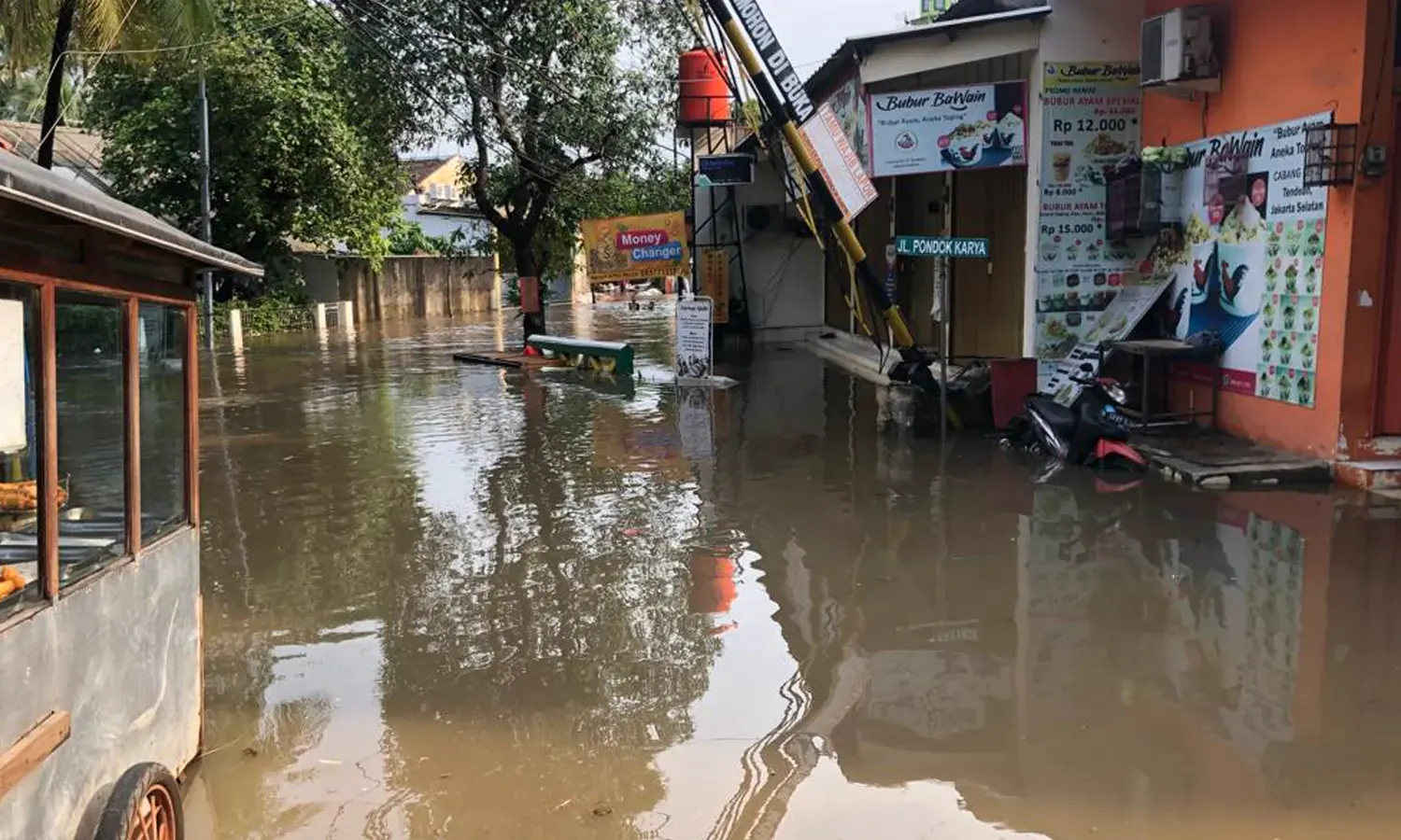 Tanggul Sungai Jebol, 4 Kecamatan di Kudus Terendam Banjir