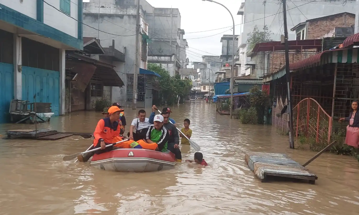 4 Hari Sudah Banjir Melanda, 1.790 Rumah Masih Terendam Banjir di Tebing Tinggi