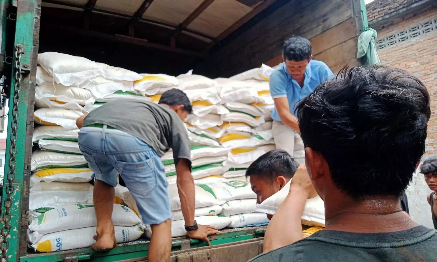 48 ASN di Kota Pematang Siantar Terdata Sebagai Penerima Bansos Beras 10 Kg