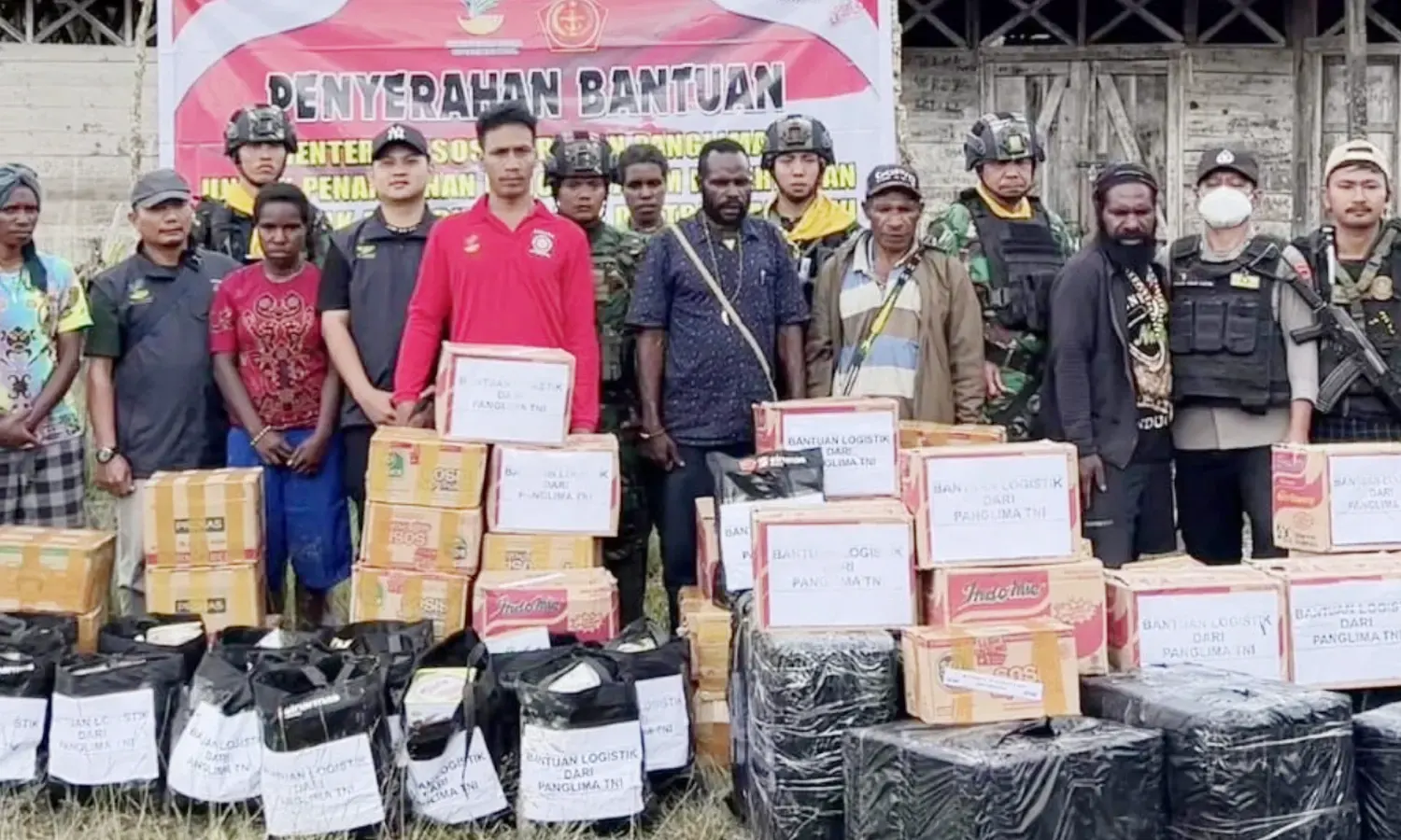 Bantu Korban Kelaparan di Papua Tengah, Kemensos Kirim 17 Ton Bantuan LogistikÂ 