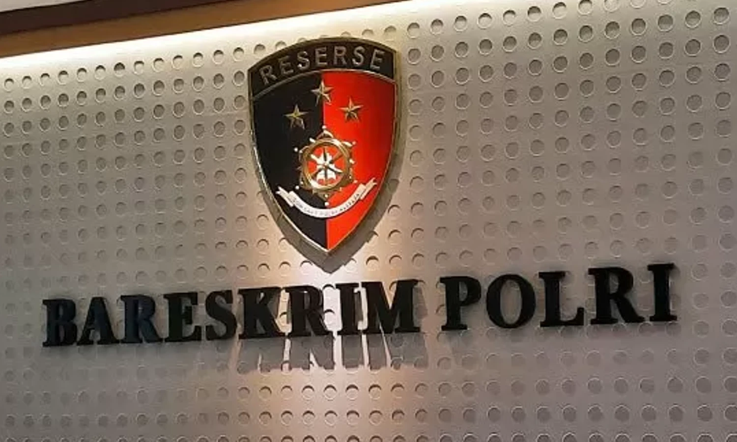 Polri Tetapkan Dua Tersangka Kasus Penggelapan Dana KSP Rp249 Miliar