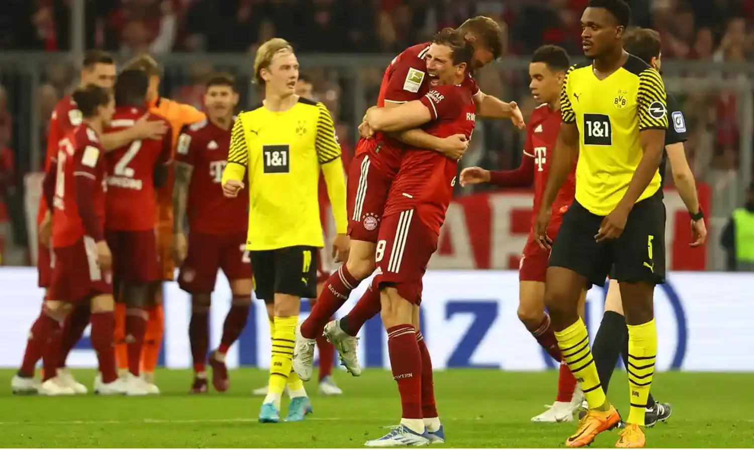 Bayern Munchen vs Borussia Dortmund: Menangi Derbi Der Klassiker, Die Roten Juara Liga Jerman 2021/2022