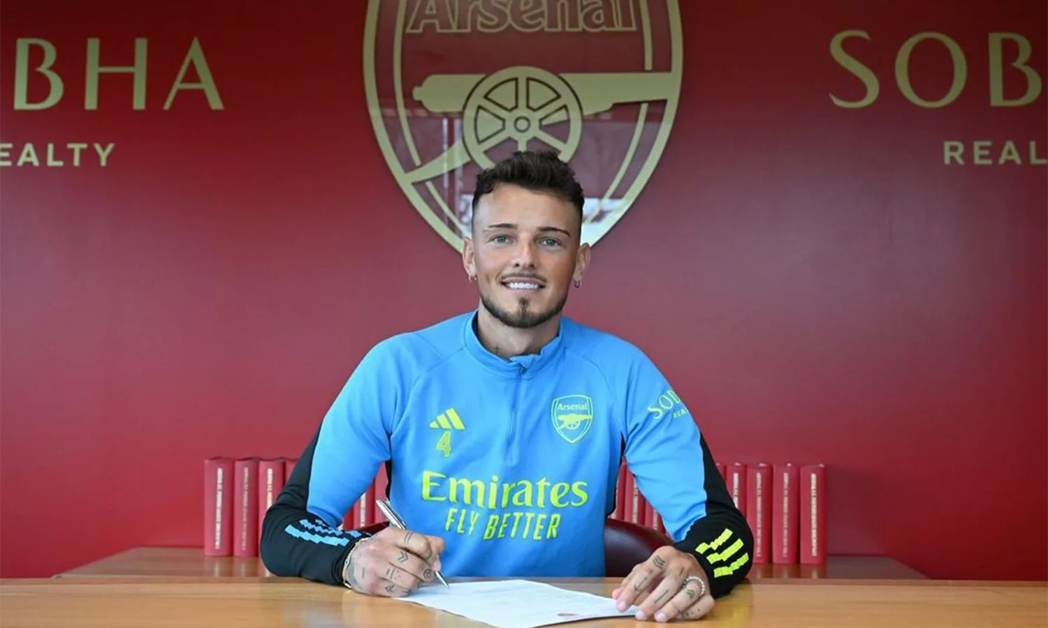 Arsenal Mengamankan Masa Depan Ben White dengan Kontrak Baru