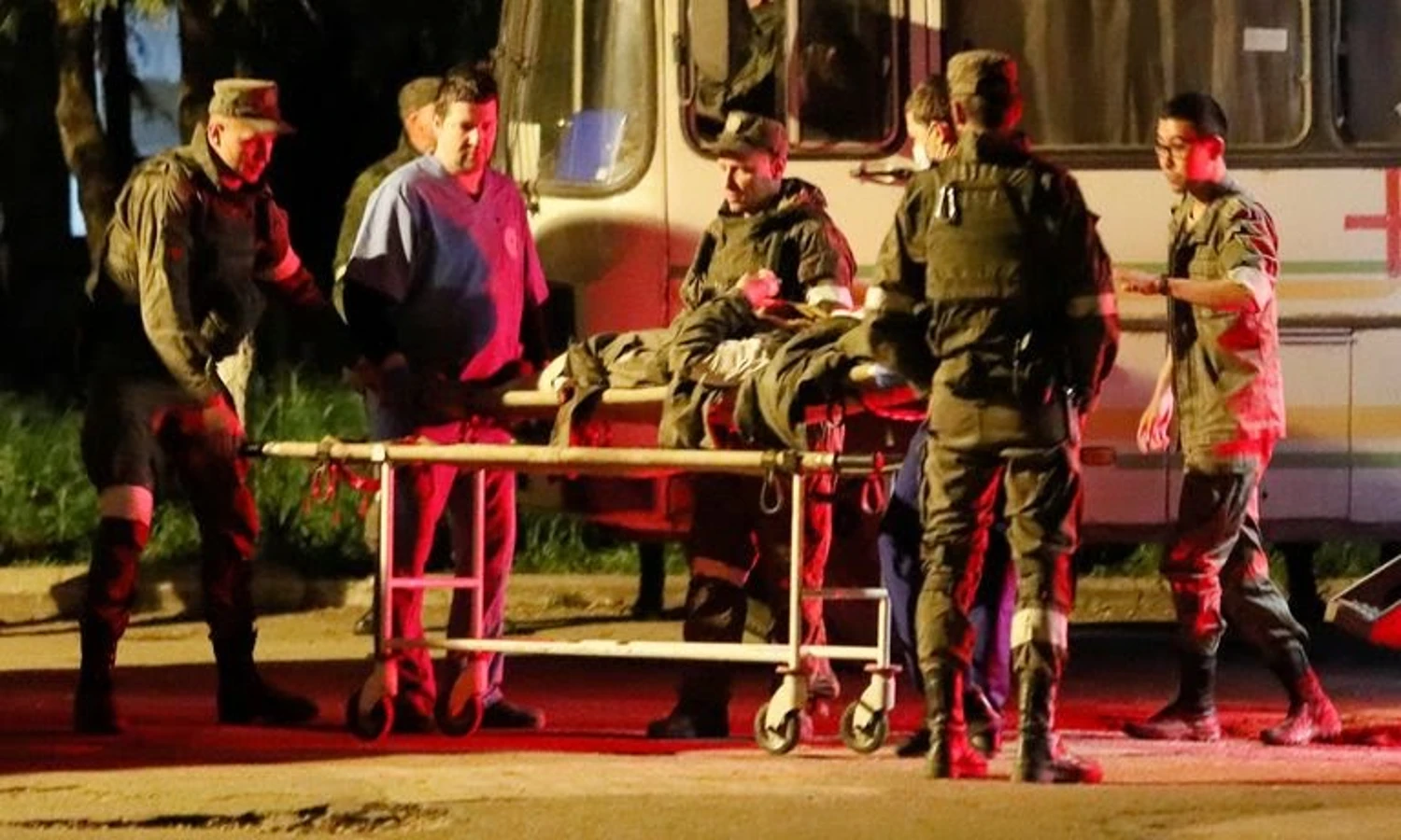 Pertahanan Pejuang Ukraina di Mariupol Berakhir, Ratusan Orang Dievakuasi