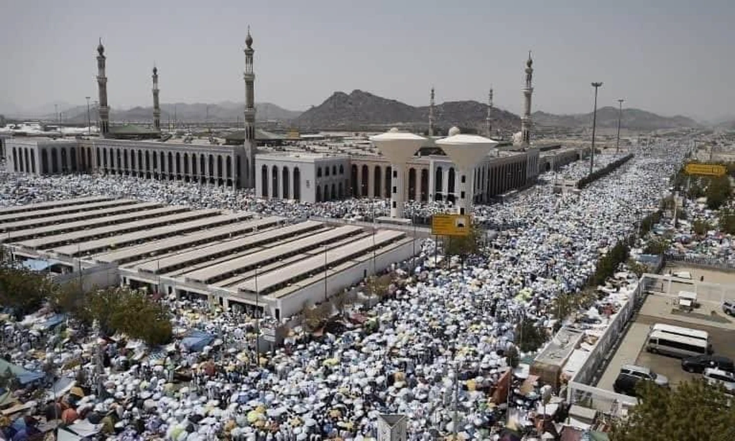 Arab Saudi Cabut Seluruh Pembatasan Covid-19