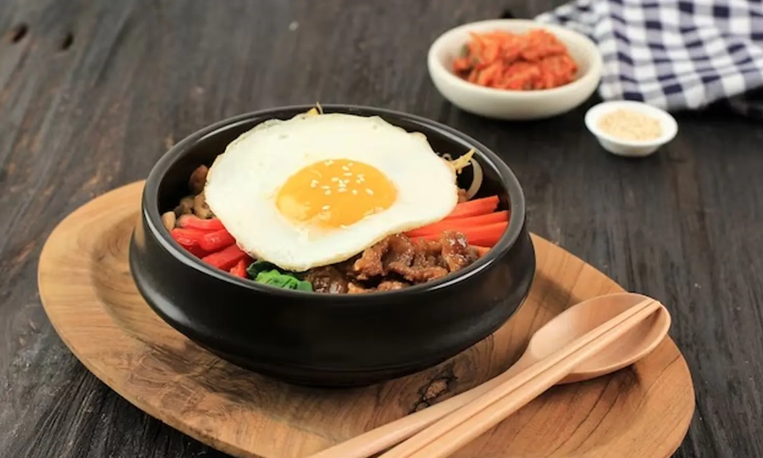 7 Resep Bibimbap Makanan Khas Korea yang Lezat dan Menggiurkan