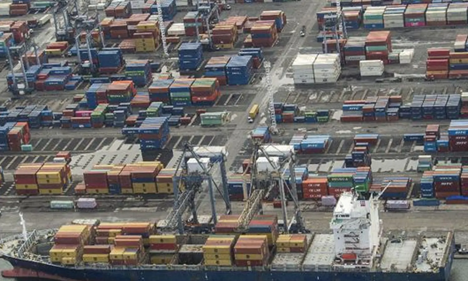 Surplus Dagang Indonesia Bulan April 2022 Jadi yang Tertinggi Sepanjang Sejarah