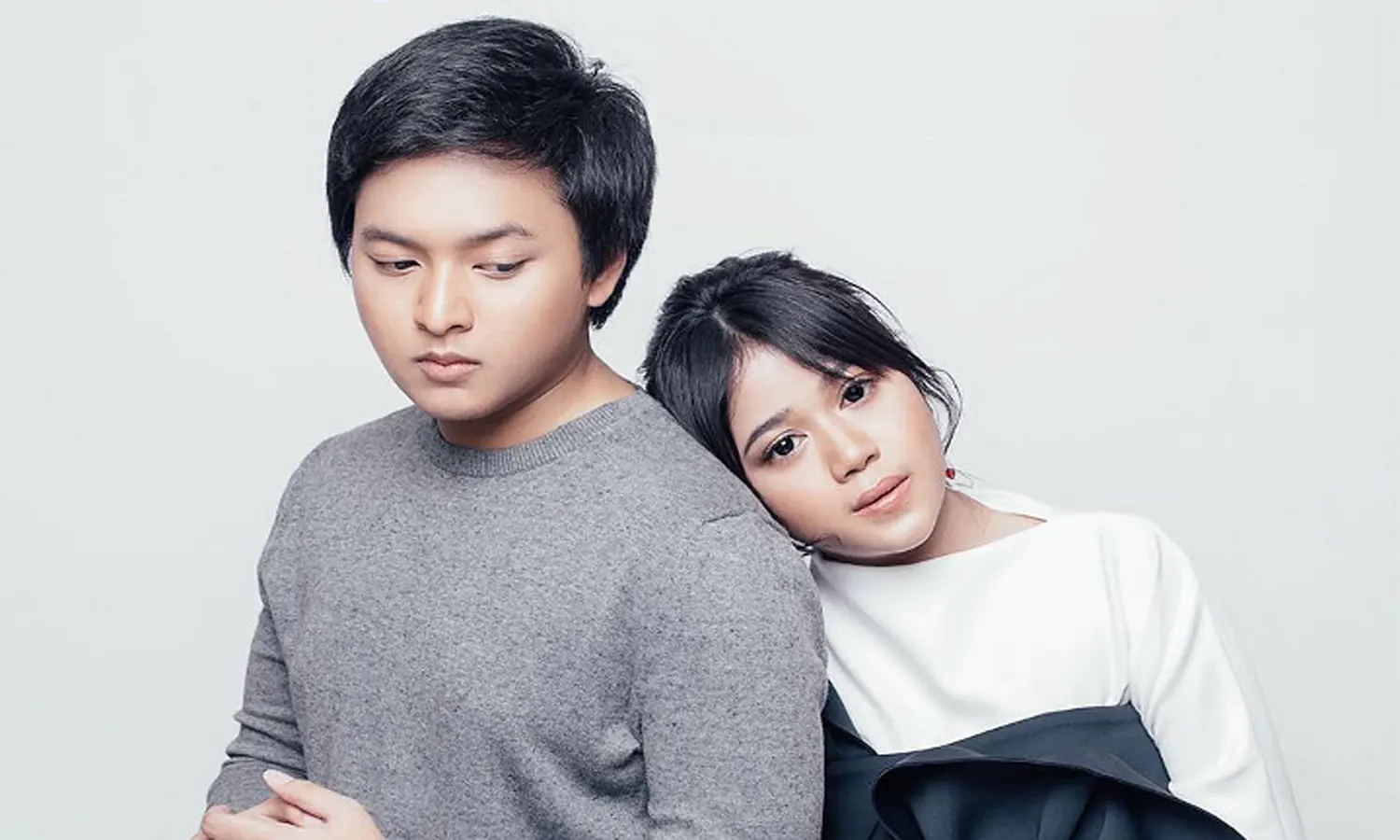 Lirik dan Chord Dengan Caraku â€“ Arsy Widianto ft. Brisia Jodie, Lengkap dengan Maknanya