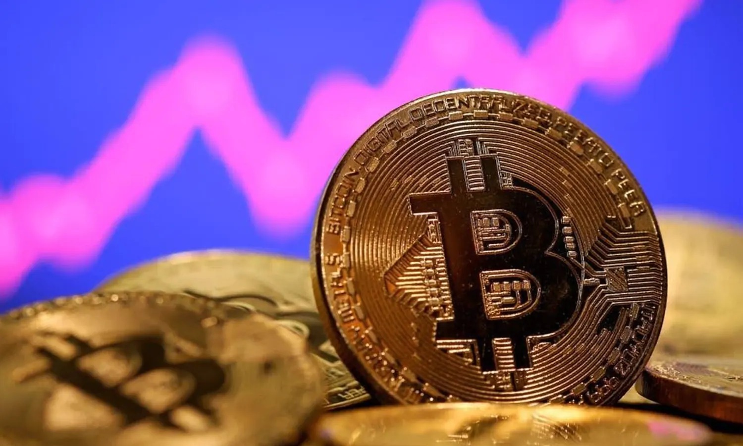 Bitcoin Turun 10% Karena Varian Baru Covid-19