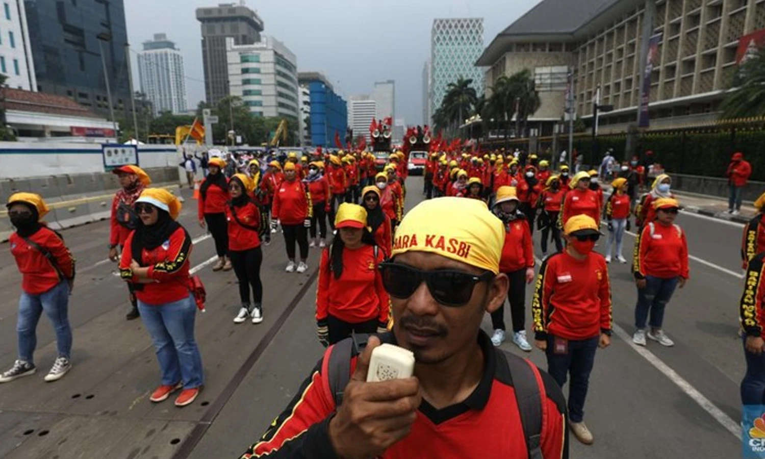 Daftar 6 Tuntutan Demo Buruh di Patung Kuda Hari Ini