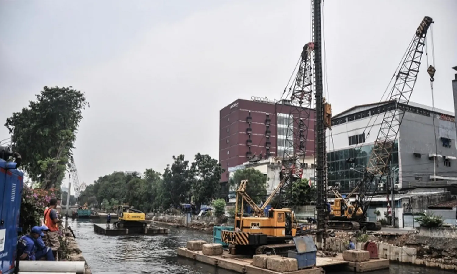 Pj Gubernur DKI Targetkan Normalisasi Kali Ciliwung Sepanjang 4,8 Km