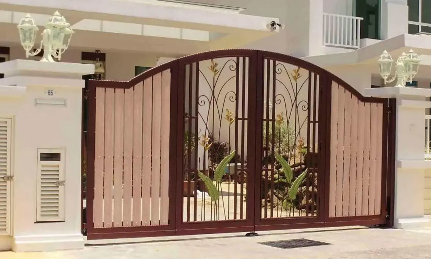 10 Inspirasi Warna Cat Pagar Rumah Mewah Kekinian