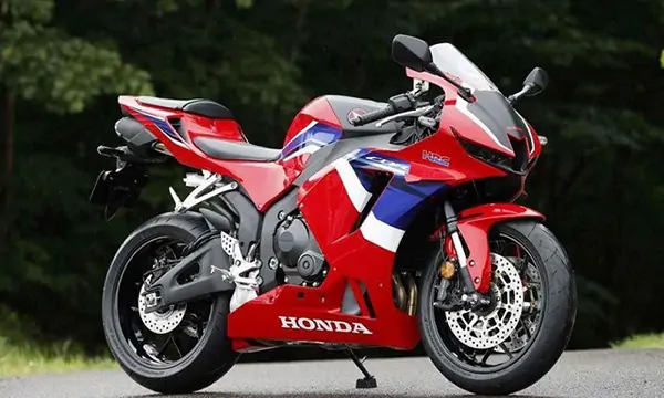 Pembeli Pertama Honda CBR600RR di Indonesia, Harganya 550 Juta