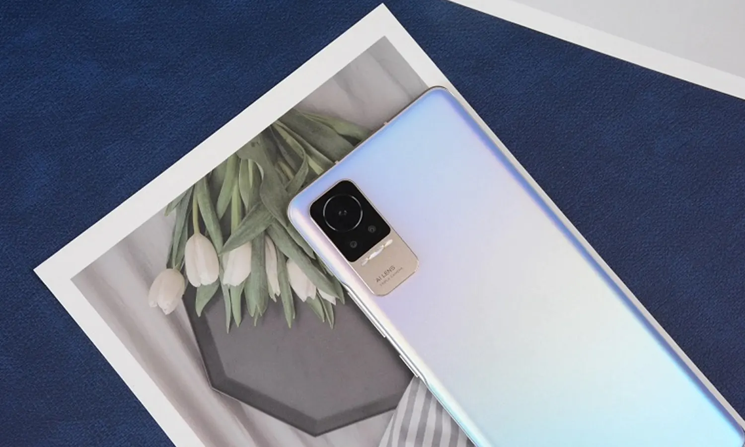 Xiaomi Ungkap Desain Ponsel Tipis Civi yang Akan Dirilis 27 September
