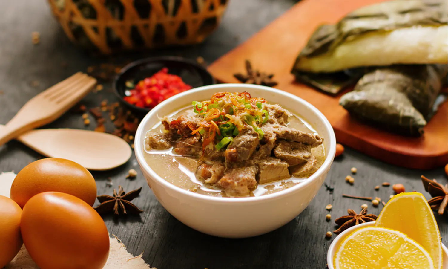 5 Tempat Wisata Kuliner di Makassar yang Legendaris dan Wajib Kamu Kunjungi