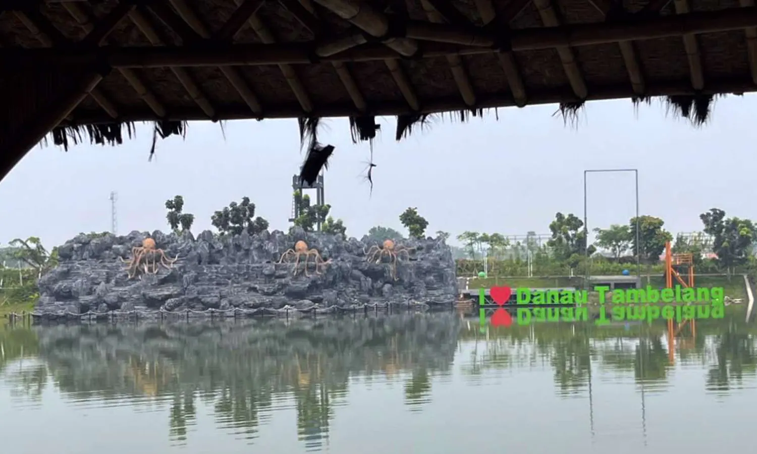 Danau Tambelang Bekasi: Daya Tarik, Harga Tiket Masuk dan Lokasinya