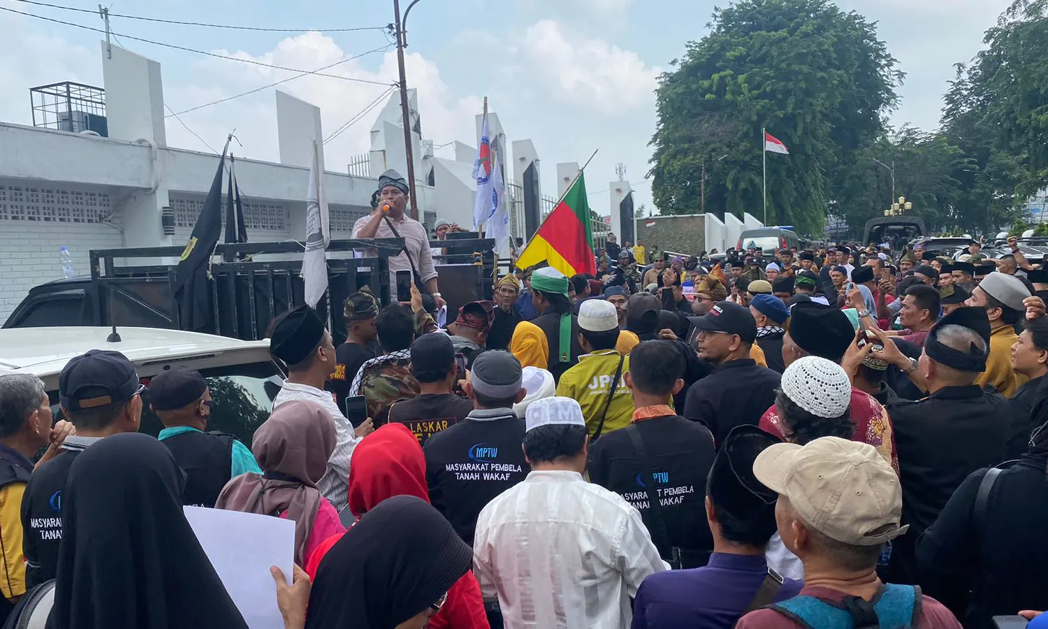 Aksi Solidaritas Masyarakat Melayu Sumut Tolak Konsesi PSN Rempang Eco City