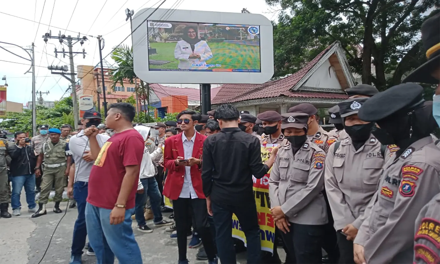 Wali Kota Pematang Siantar Didemo karena Dituding Fokus Isu Proyek