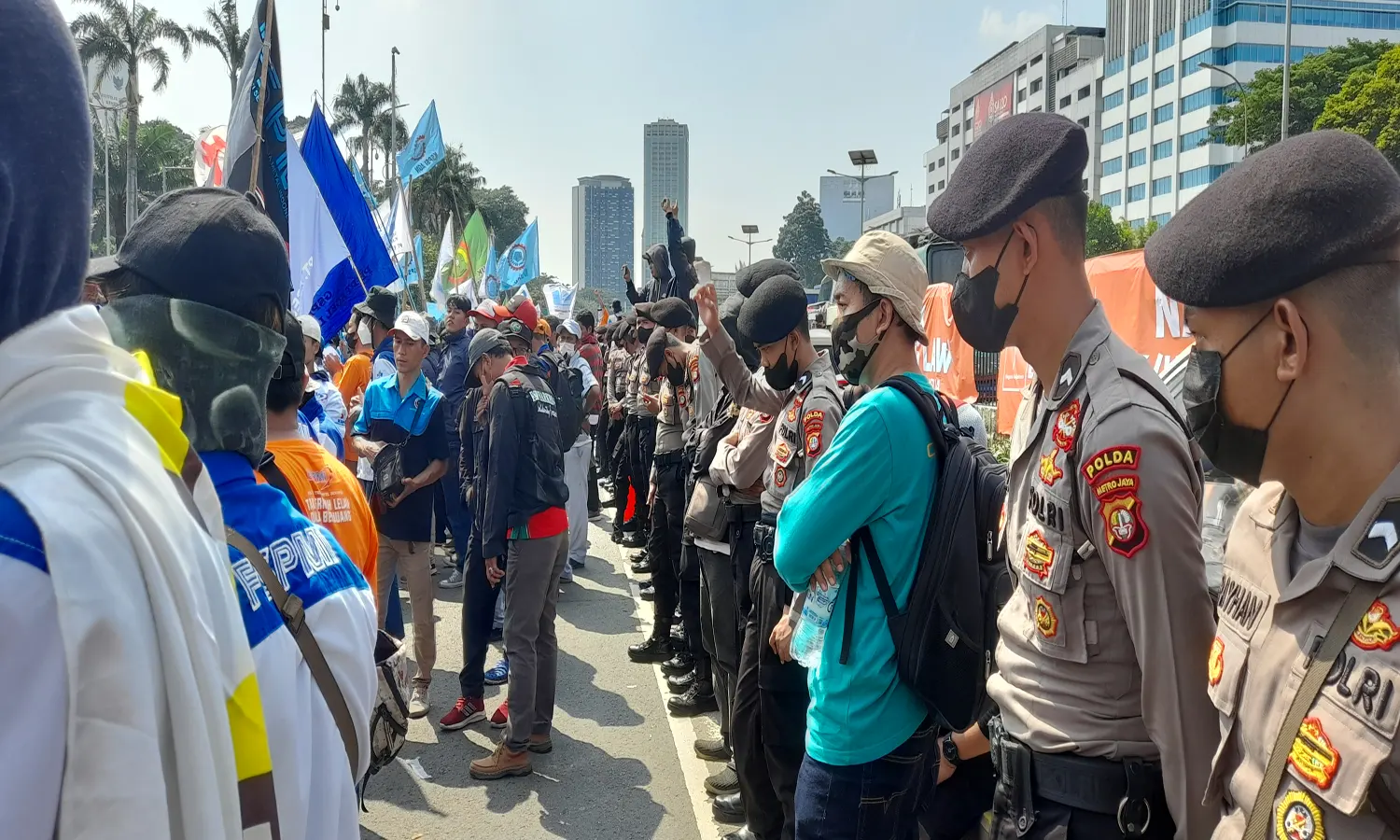 3.000 Polisi Personel Gabungan TNI-Polri Akan Dikerahkan Amankan Demo Kenaikan Harga BBM