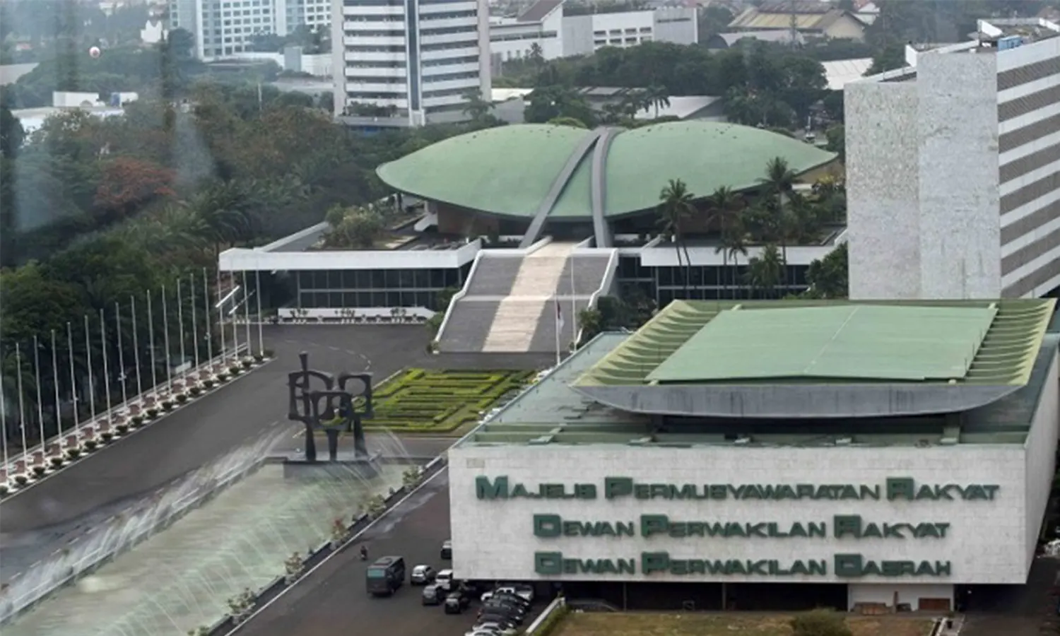 LBH Medan Laporkan Anggota DPR RI ke MKD, Apa Masalahnya?