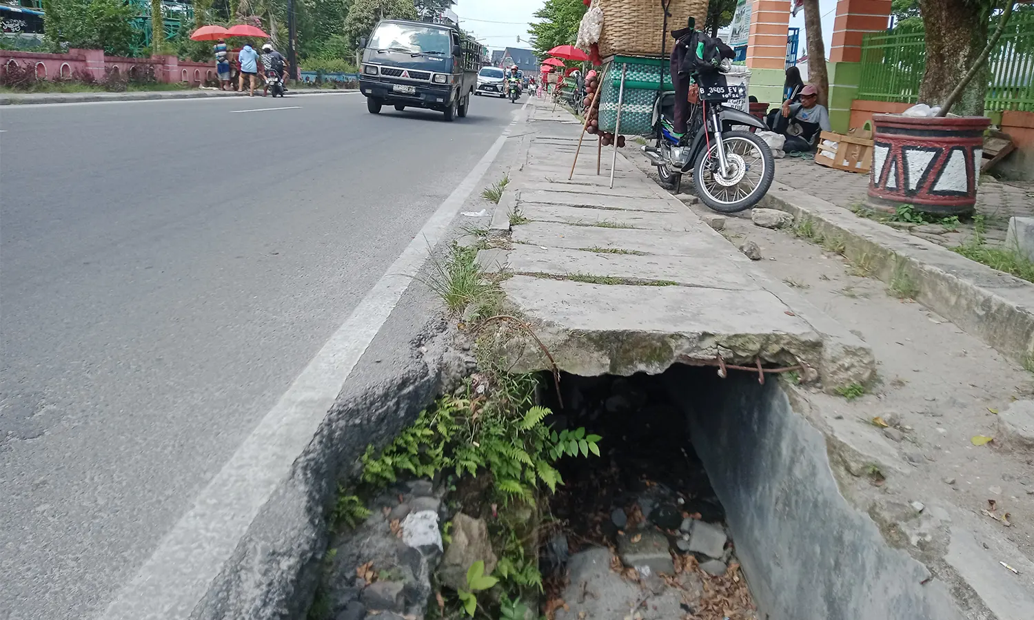 Drainase Jalan Gereja Pematang Siantar Dialihfungsikan hingga Sebabkan Banjir, Warga Minta Segera Perbaiki