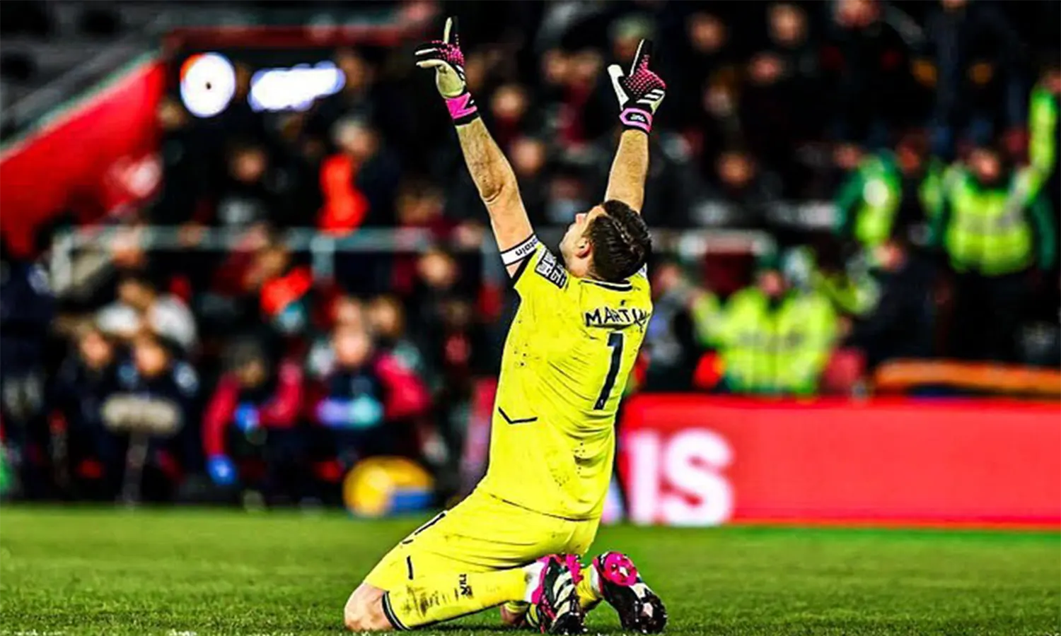 Emiliano Martinez: Saya Ingin Bawa Aston Villa ke Liga Champions!