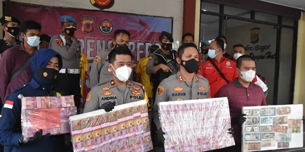 5 Tersangka Ditangkap, Kapolres Bogor Gagalkan Pengedaran Uang Palsu Sebanyak Rp1,5 M