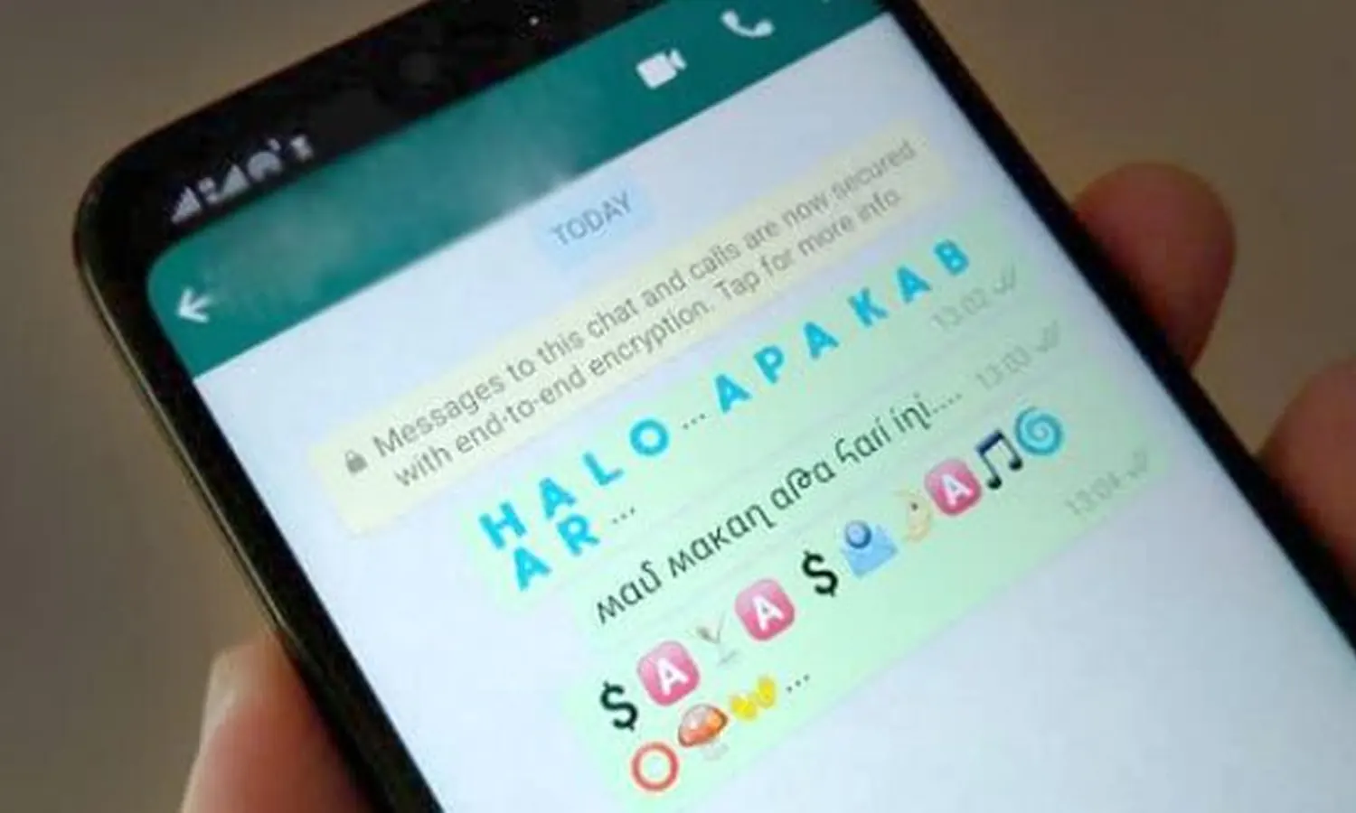 Chattingan Makin Seru, Ini Cara Membuat Tulisan WhatsApp Berwarna dan Unik
