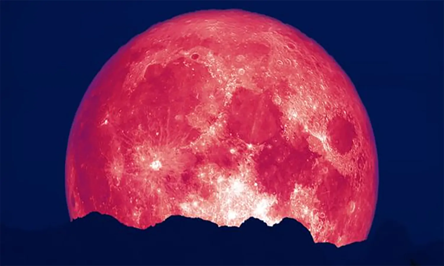 Fenomena Strawberry Moon Bakal Muncul di Langit Indonesia 