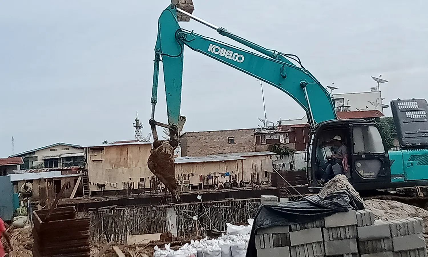 Terancam Gagal Jadi Venue PON, Pembangunan Gedung Merdeka Pematang Siantar Baru 23 Persen