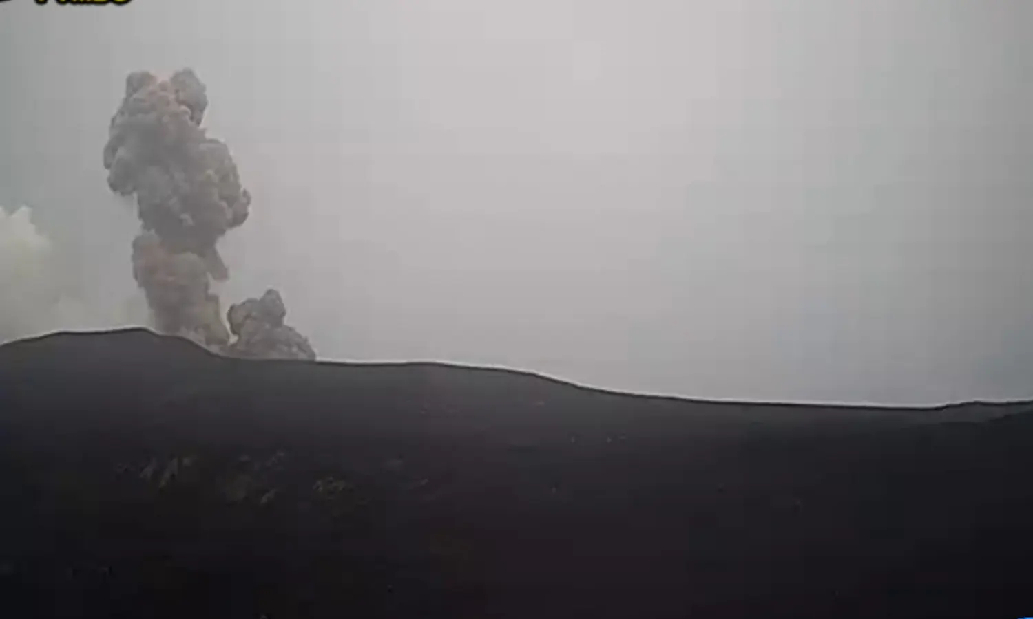 Gunung Anak Krakatau Erupsi 7 Kali Pagi Hari Ini