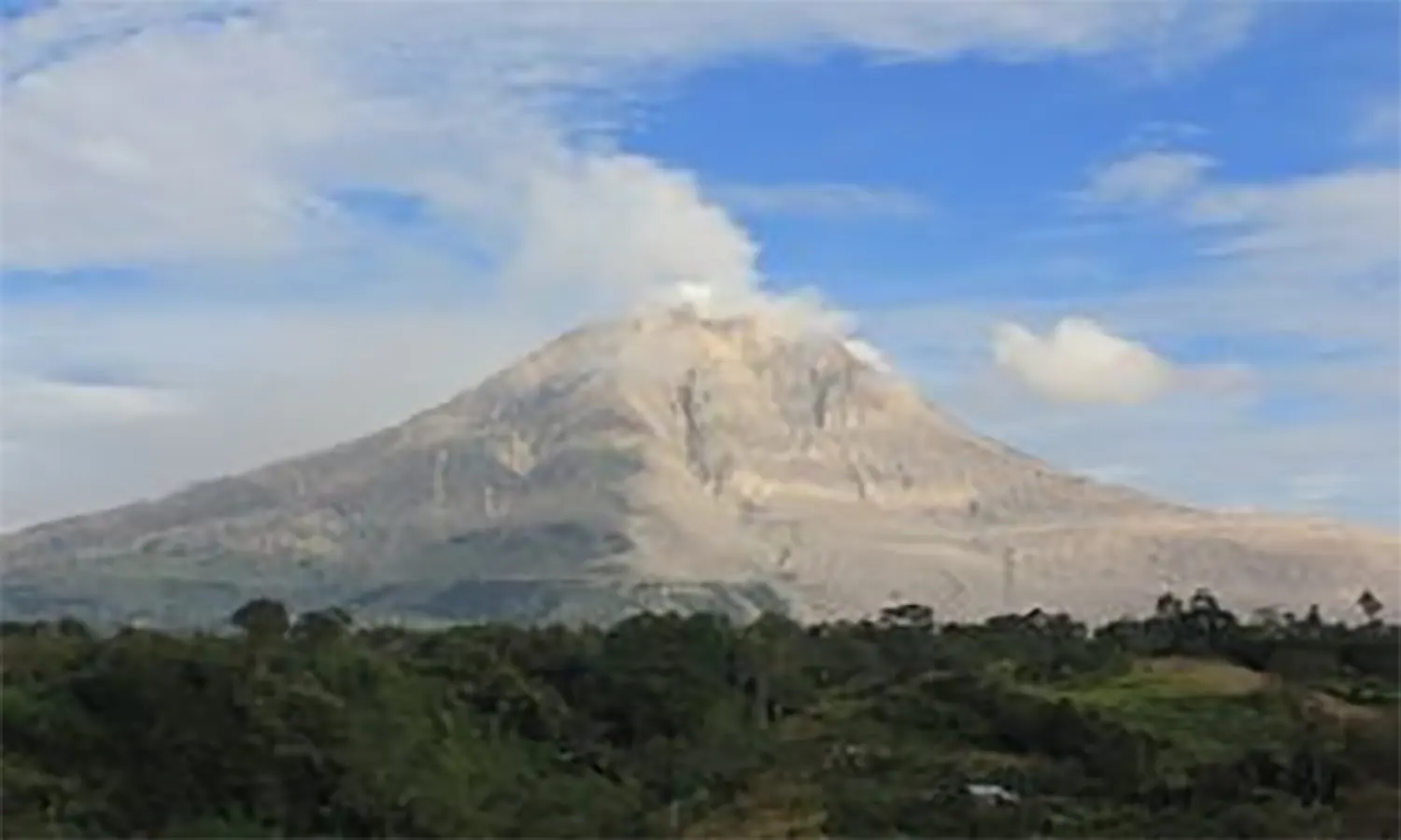 BMKG Pastikan Informasi Gunung Sinabung akan Meletus Adalah Hoaks
