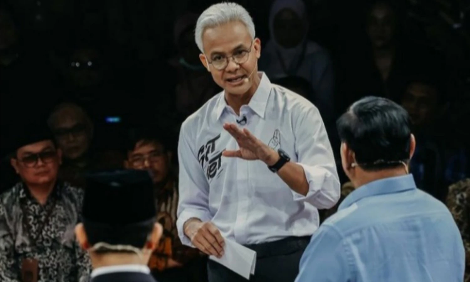 Ganjar Sentil Pelanggaran HAM Berat ke Prabowo, Bertendensi Politik?Â 