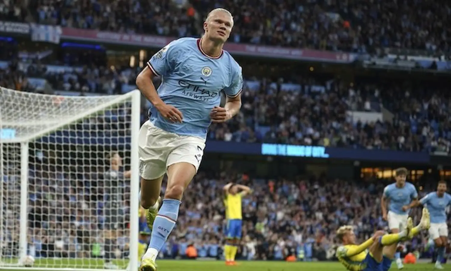 Hasil Liga Inggris 2022/2023: Haaland Cetak Hattrick, City Menang Telak Atas Nottingham